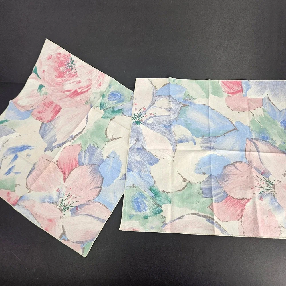 Vintage Floral Cloth Napkins‎ Set of 2 Pastel Pink Blue Green Watercolor 16x16